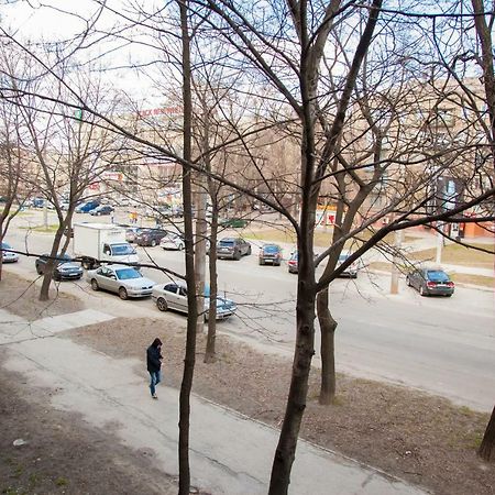 Semi-Luxury Apt On 82 Nezalezhnoi Ukrаiny Street Near Intourist Hotel Zaporizhia Dış mekan fotoğraf